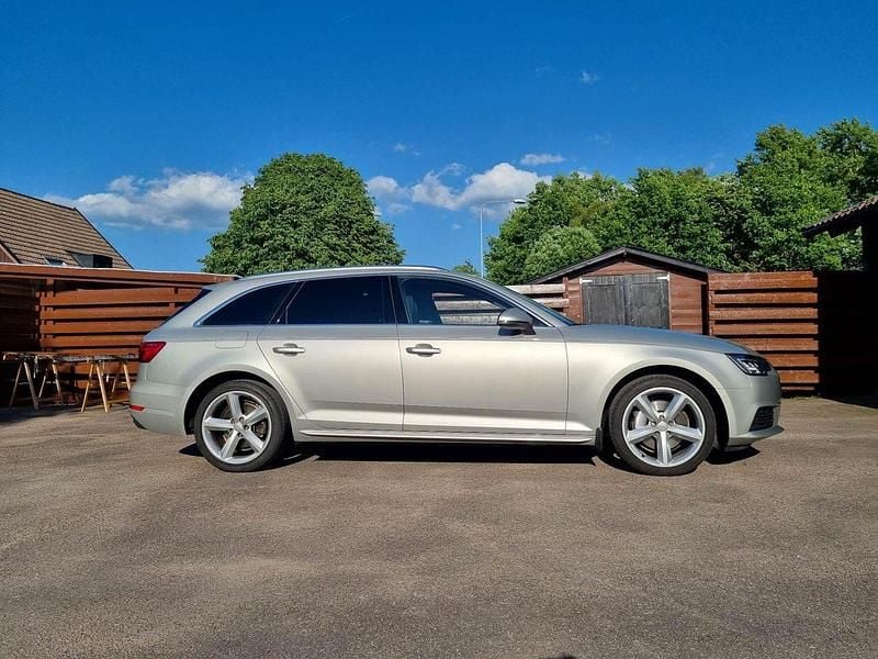Silver Begagnad 2017 Audi A4 Proline Kombi | 140 000 kr (Superpris) - Bild 1/4