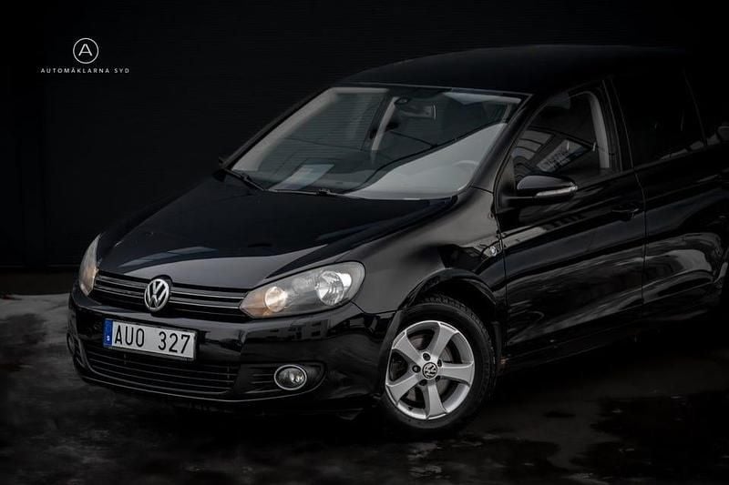 Begagnad VW Golf VI 122 HK (89 kW) 2011 Svart Halvkombi