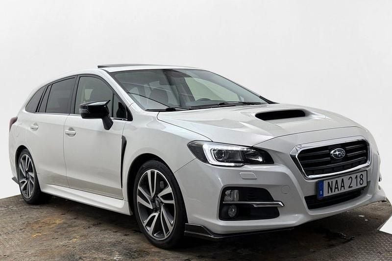 Begagnad Subaru Levorg 170 HK (125 kW) 2016 Vit Kombi