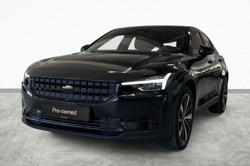 Svart Begagnad 2021 Polestar 2 Plus Sedan | 359 900 kr (Marknadspris) - Bild 1/3