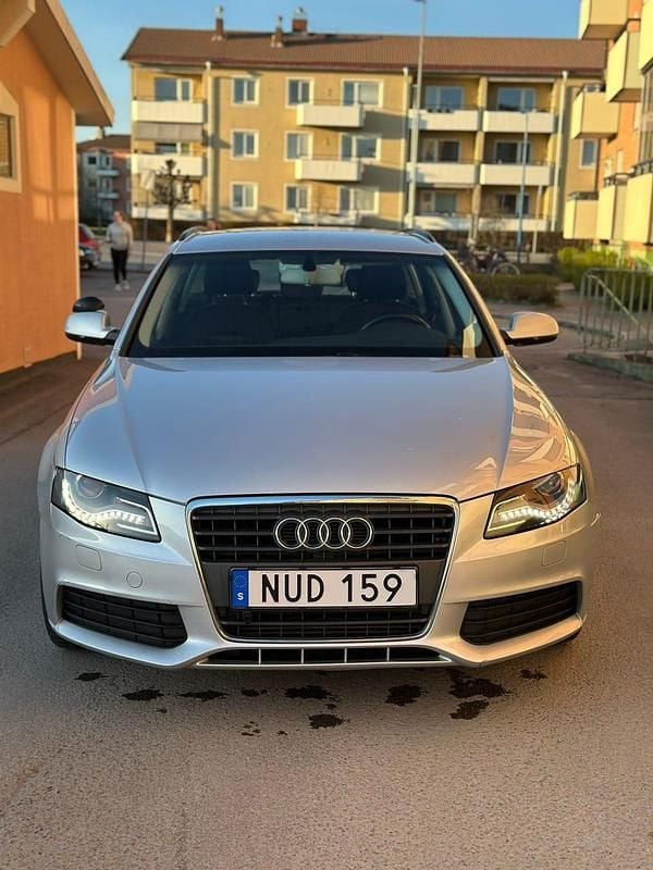 Begagnad 2012 Audi A4 Kombi | 80 000 kr (Bra pris) - Bild 1/4