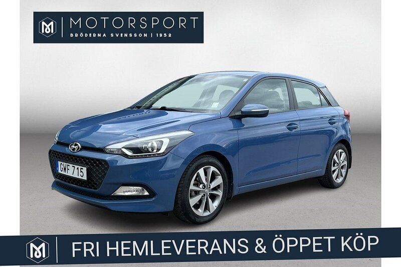 Ljusblå (blå) Begagnad 2015 Hyundai i20 Halvkombi | 109 900 kr (Lite dyr) - Bild 1/4