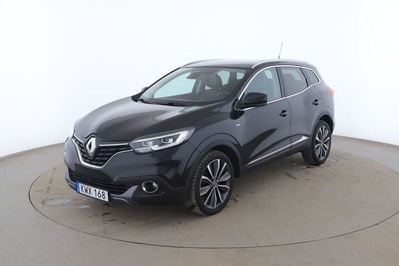 Svart Begagnad 2015 Renault Kadjar Bose Edition SUV | 128 000 kr (Marknadspris) - Bild 1/4