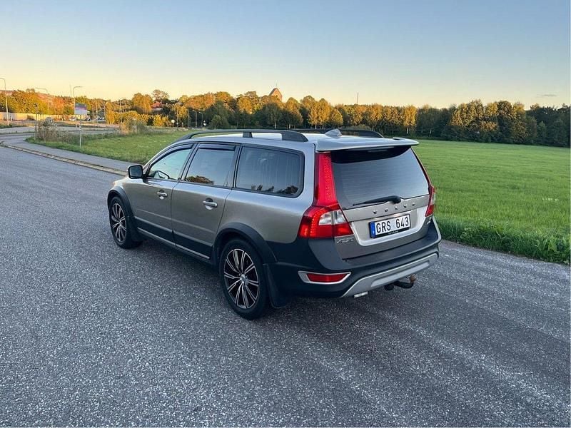 Brun Begagnad 2008 Volvo XC70 SUV | 79 000 kr (Lite dyr) - Bild 1/4