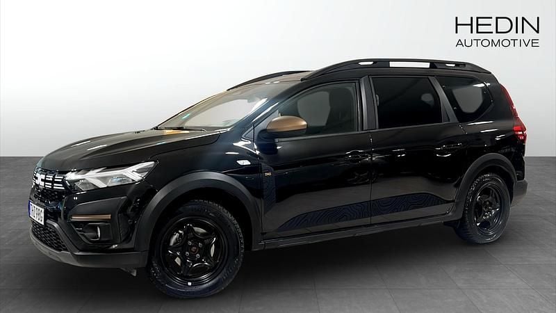 Svart Begagnad 2024 Dacia Jogger Extreme Minibuss | 289 000 kr (Lite dyr) - Bild 1/4