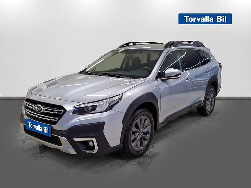 Grå Begagnad 2024 Subaru Outback Kombi | 389 900 kr (Superpris) - Bild 1/3