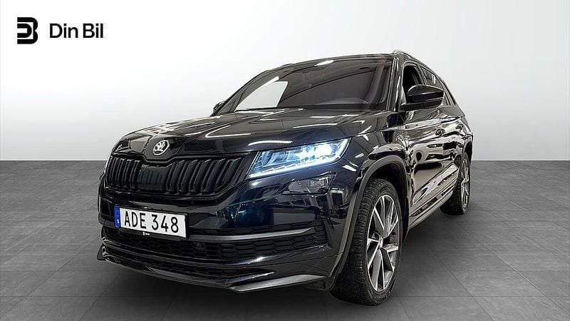 Svart Begagnad 2018 Skoda Kodiaq SportLine SUV | 339 900 kr (Marknadspris) - Bild 1/4