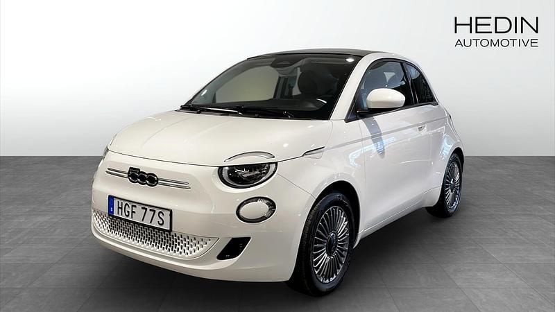 Vit Begagnad 2022 Fiat 500e Icon Halvkombi | 209 900 kr (Marknadspris) - Bild 1/4