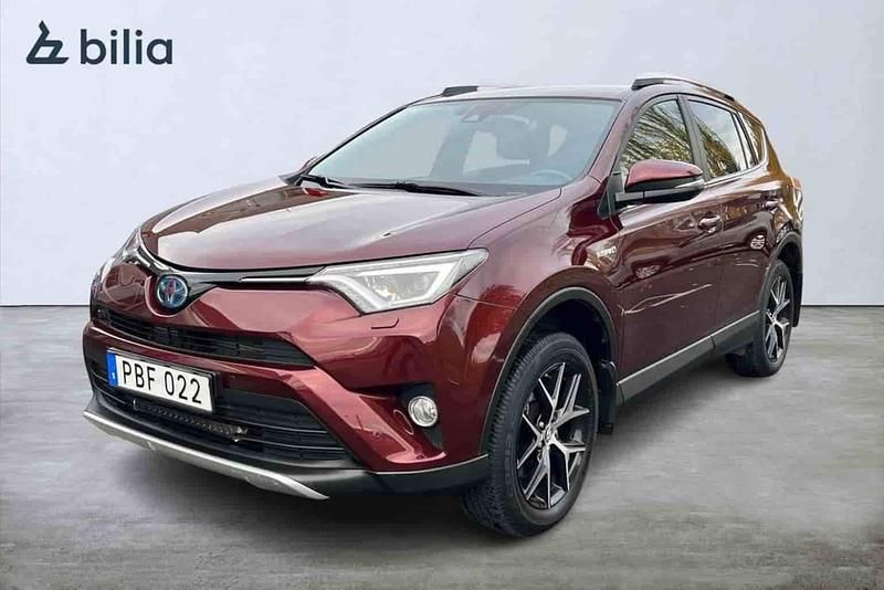 Röd Begagnad 2016 Toyota RAV4 Hybrid SUV | 234 900 kr (Superpris) - Bild 1/1