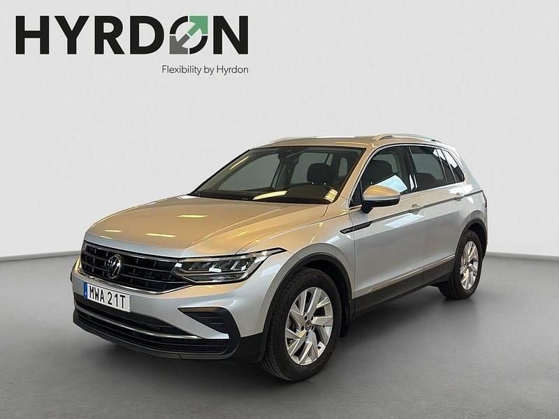 Silver Begagnad 2023 VW Tiguan SUV | 299 000 kr (Superpris) - Bild 1/4