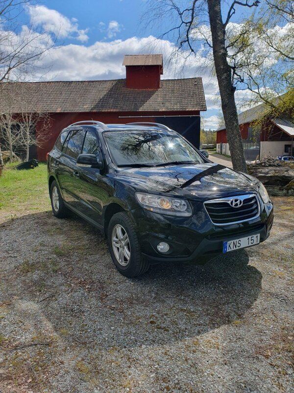 Svart Begagnad 2010 Hyundai Santa Fe SUV | 75 000 kr (Bra pris) - Bild 1/4