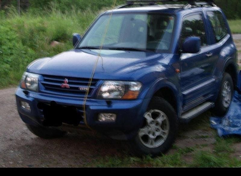 Begagnad 2002 Mitsubishi Pajero SUV | 14 500 kr - Bild 1/2