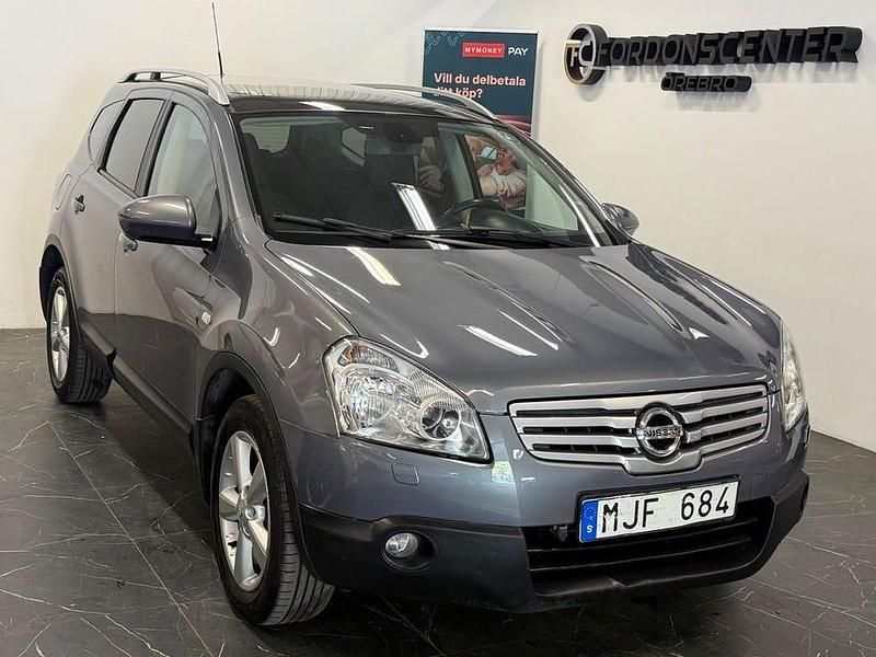 Ljusblå Begagnad 2008 Nissan Qashqai +2 SUV | 64 900 kr (Marknadspris) - Bild 1/4