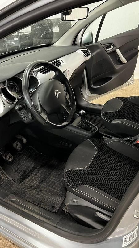 Begagnad Citroën C3 68 HK (50 kW) 2011