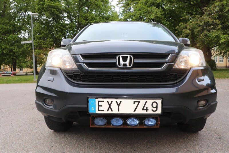 Grå Begagnad 2011 Honda CR-V Elegance SUV | 100 000 kr (Marknadspris) - Bild 1/4