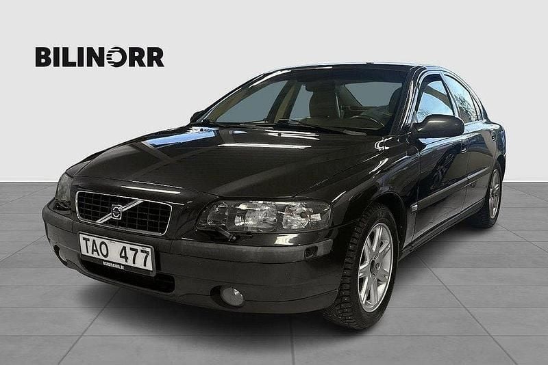 Mörkgrå Begagnad 2001 Volvo S60 Sedan | 34 900 kr (Dyr) - Bild 1/4