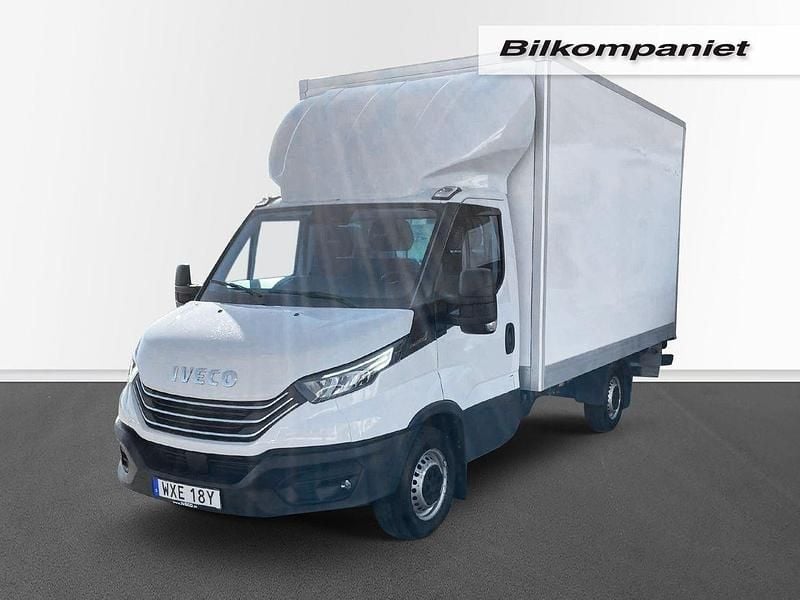 Vit Begagnad 2022 Iveco Daily Van | 448 750 kr (Marknadspris) - Bild 1/4