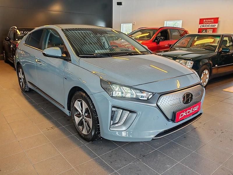 Begagnad Hyundai Ioniq Premium 100 kW (136 HK) 2019 Grå Halvkombi