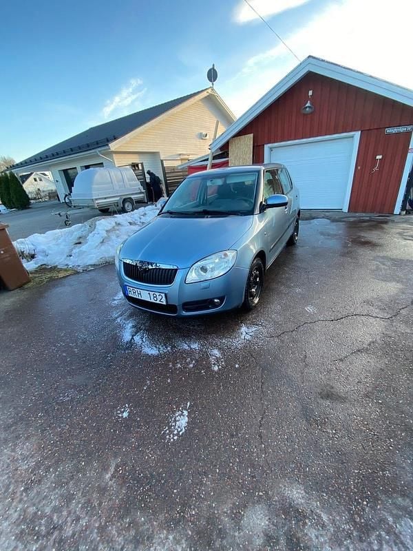 Begagnad Skoda Fabia 69 HK (50 kW) 2007
