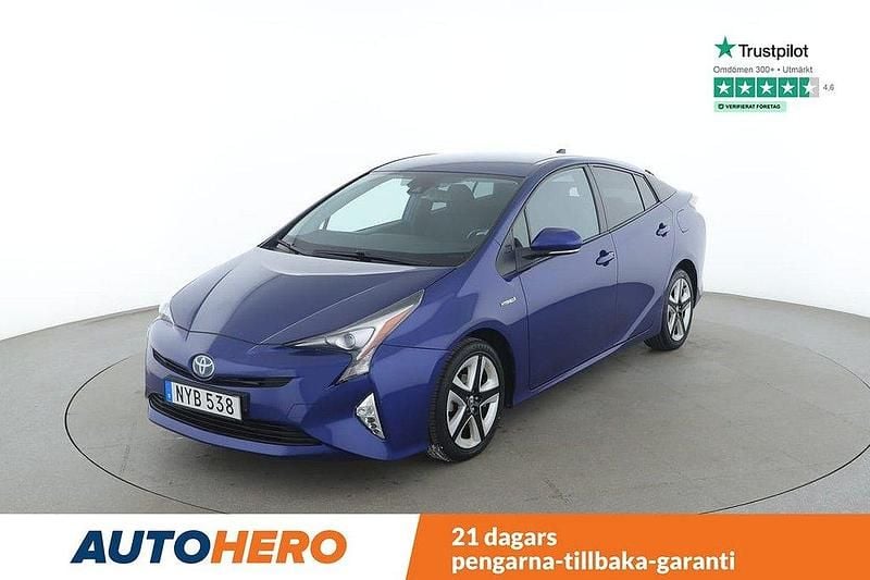 Mörkblå Begagnad 2016 Toyota Prius Halvkombi | 187 000 kr (Lite dyr) - Bild 1/4