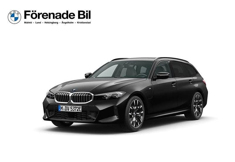 Svart Begagnad 2025 BMW 330e M Sport Kombi | 499 000 kr (Superpris) - Bild 1/4