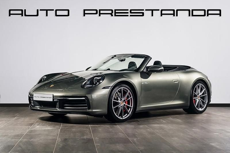 Begagnad Porsche 911 Carrera 4S Cabriolet 450 HK (330 kW) 2020 Flerfärgad Cab
