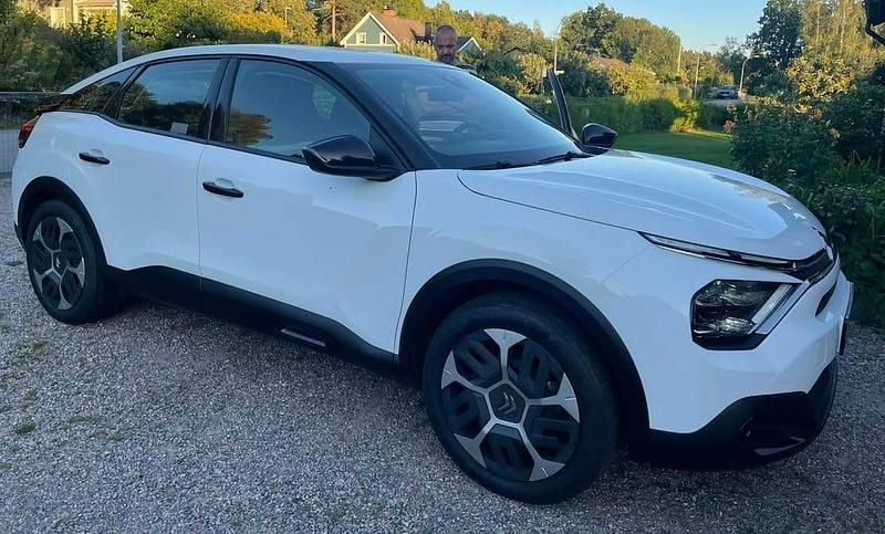 Begagnad Citroën C4 PureTech 131 HK (96 kW) 2021