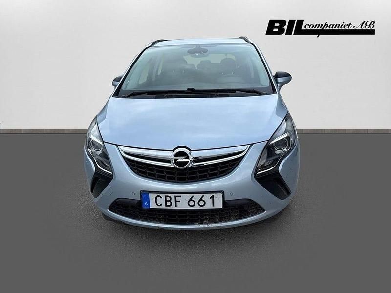 Begagnad Opel Zafira Tourer 136 HK (100 kW) 2013 Grå Minibuss