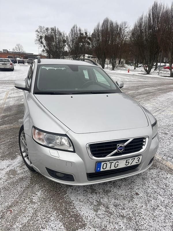 Begagnad Volvo V50 136 HK (100 kW) 2009 Kombi