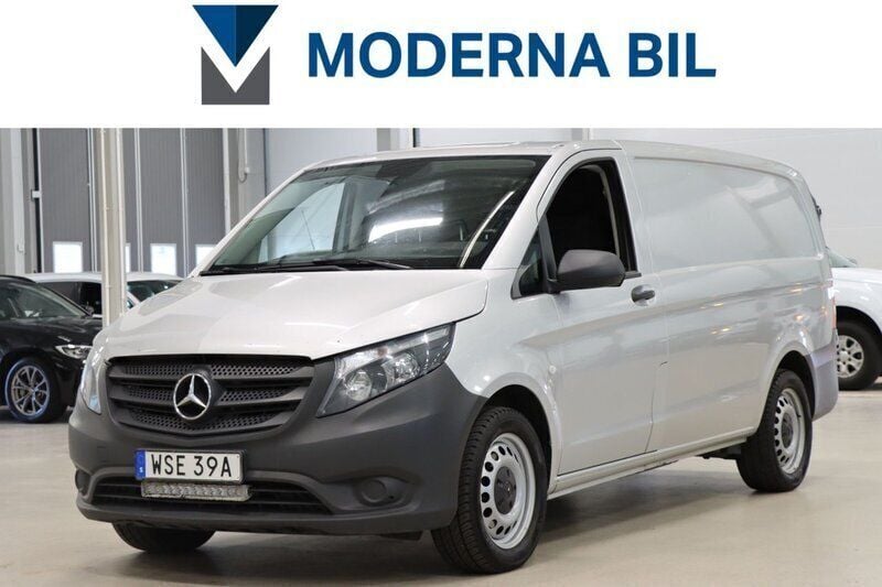 Silver Begagnad 2020 Mercedes Vito Minibuss | 199 900 kr (Superpris) - Bild 1/4
