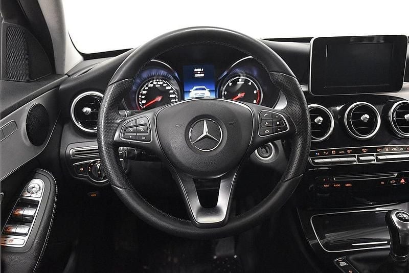 Begagnad Mercedes C220 Avantgarde 170 HK (125 kW) 2016 Vit Kombi