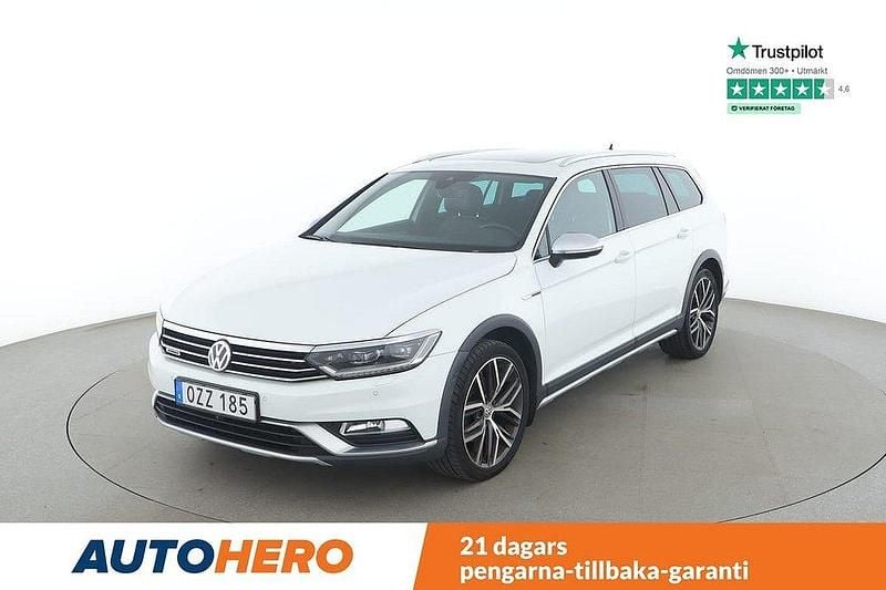 Vit Begagnad 2016 VW Passat Alltrack Kombi | 209 000 kr (Marknadspris) - Bild 1/4