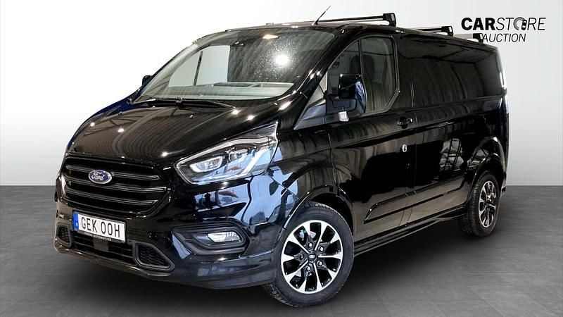 Begagnad Ford Transit Custom 2019 Svart Pickup