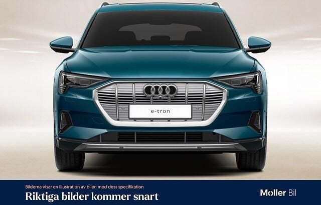 Begagnad Audi e-tron Advanced 300 kW (408 HK) 2021 Blå SUV