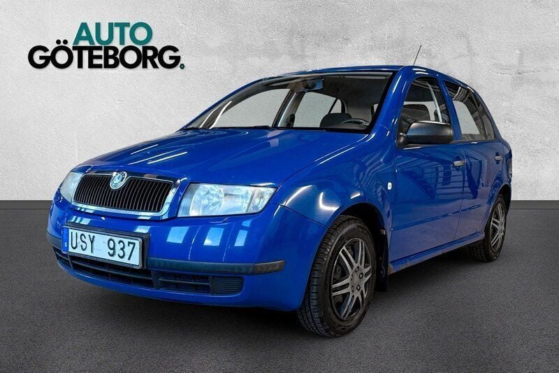 Blå Begagnad 2003 Skoda Fabia Halvkombi | 19 900 kr - Bild 1/4