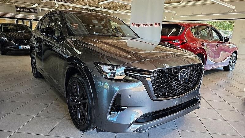 Ny 2025 Mazda CX-60 Homura-Line SUV | 627 100 kr (Marknadspris) - Bild 1/4