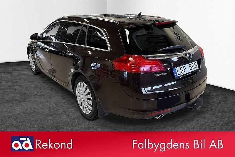 Begagnad Opel Insignia Cosmo 194 HK (142 kW) 2013 Brun Kombi