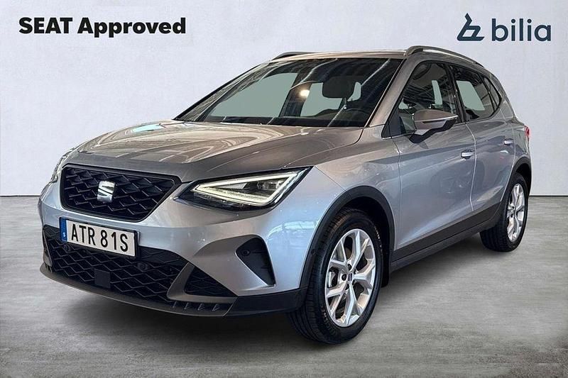 Silver Begagnad 2024 Seat Arona FR SUV | 219 900 kr (Lite dyr) - Bild 1/4
