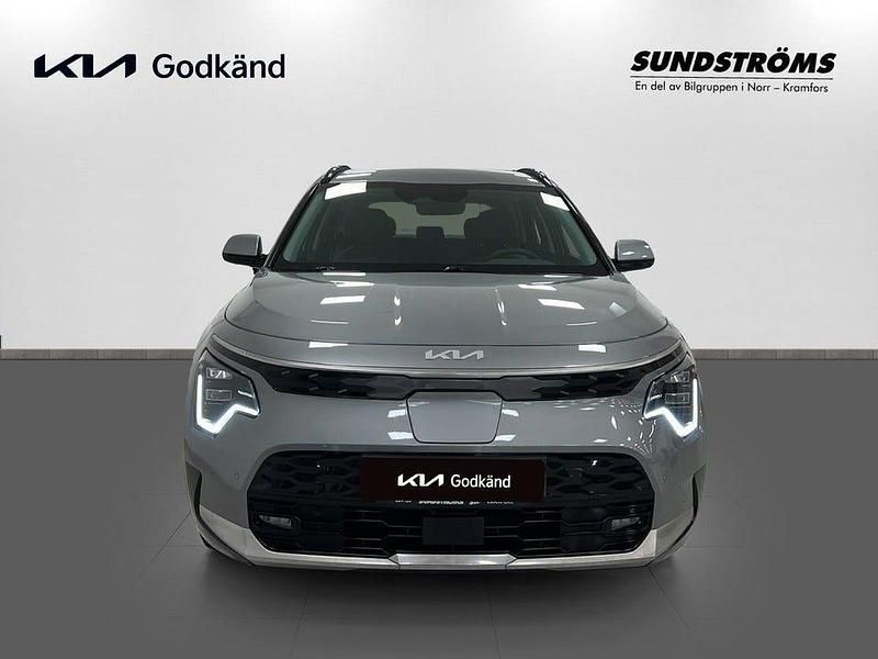 Begagnad Kia e-Niro 150 kW (204 HK) 2022 Grå SUV