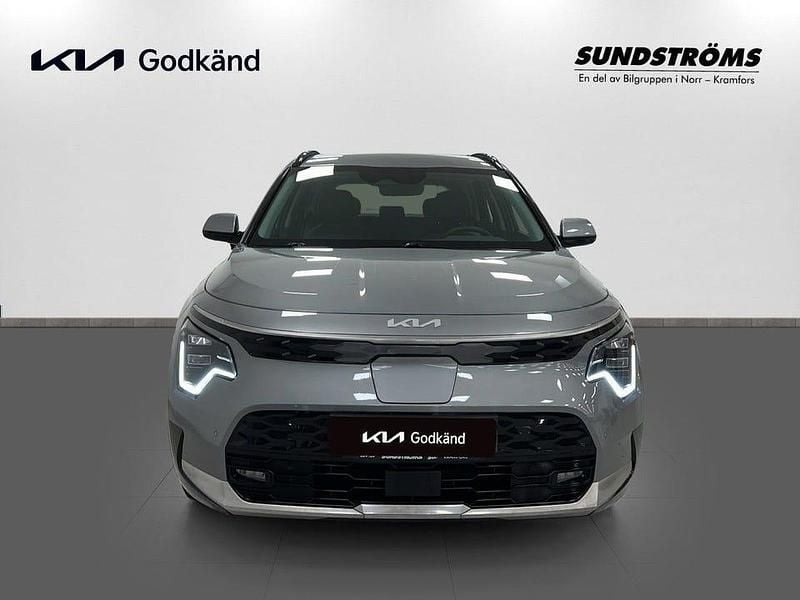 Begagnad Kia e-Niro 150 kW (204 HK) 2022 Grå SUV