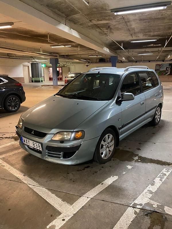 Begagnad 2004 Mitsubishi Space Star Halvkombi | 17 000 kr (Marknadspris) - Bild 1/4