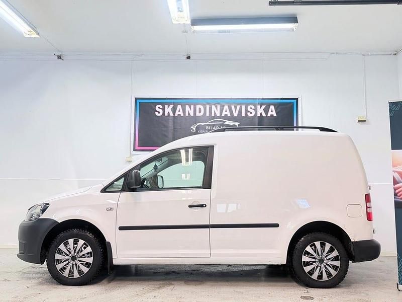 Begagnad VW Caddy 75 HK (55 kW) 2013 Vit Minibuss