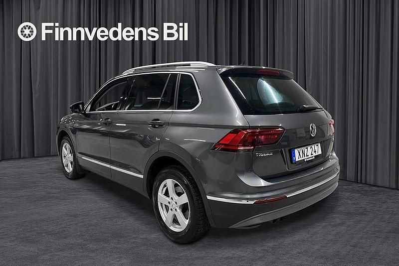 Begagnad VW Tiguan 192 HK (141 kW) 2017 Silver SUV