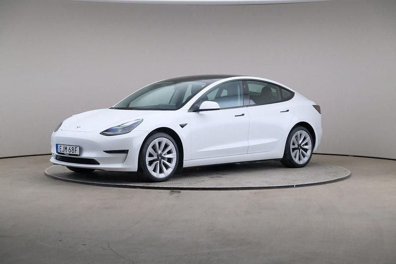Vit Begagnad 2022 Tesla Model 3 Long Range Sedan | 305 000 kr (Marknadspris) - Bild 1/4