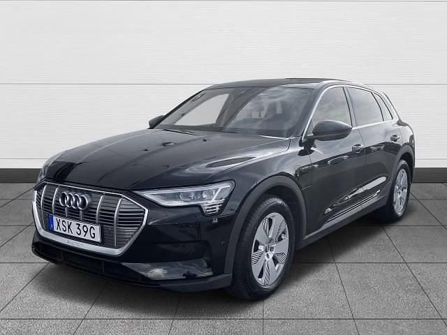 Svart Begagnad 2020 Audi e-tron SUV | 270 000 kr (Marknadspris) - Bild 1/4