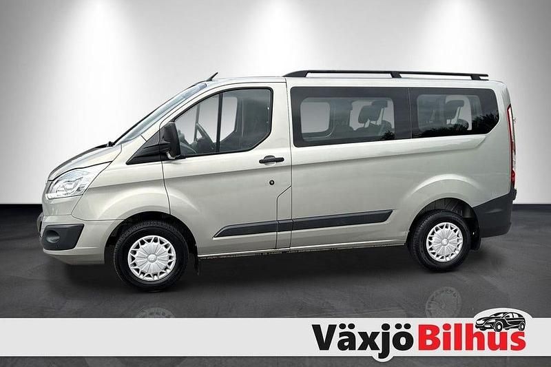 Begagnad Ford Transit Custom 101 HK (74 kW) 2013 Ljusbrun Minibuss
