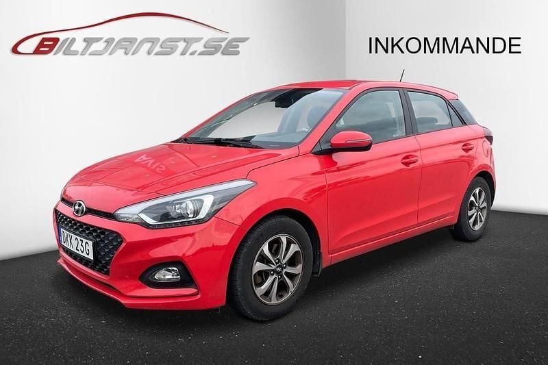 Röd Begagnad 2020 Hyundai i20 Essential Halvkombi | 149 900 kr (Bra pris) - Bild 1/4