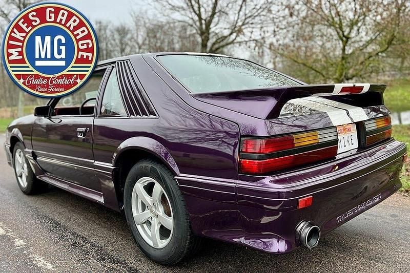 Lila Begagnad 1979 Ford Mustang GT Sportkupé | 99 000 kr - Bild 1/4