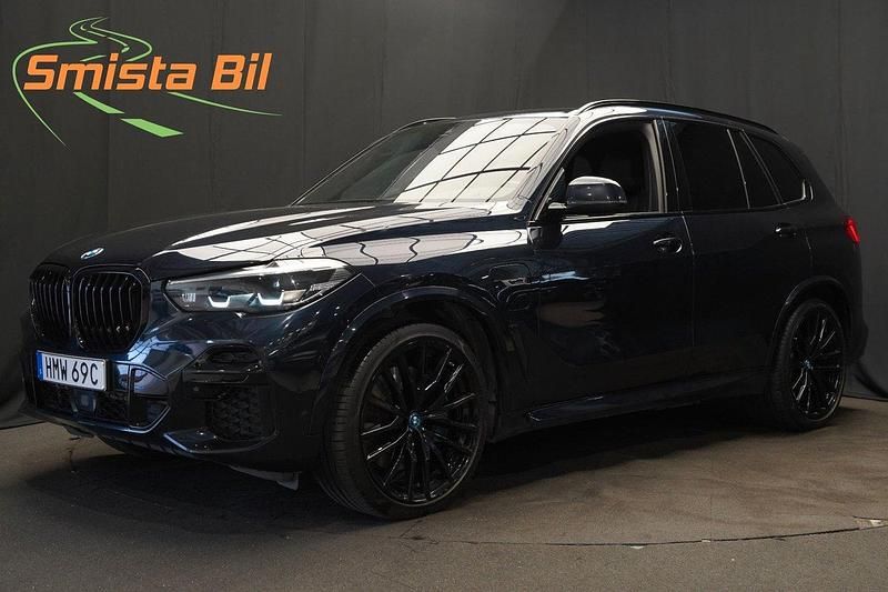 Svart Begagnad 2022 BMW X5 M Sport SUV | 569 700 kr (Superpris) - Bild 1/3