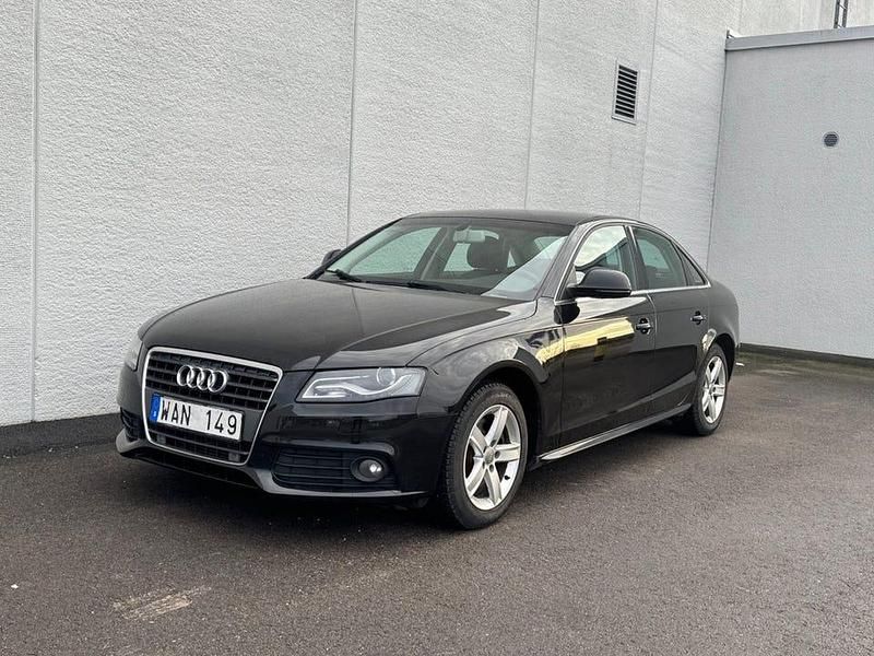 Svart Begagnad 2009 Audi A4 Sedan | 57 000 kr (Marknadspris) - Bild 1/4